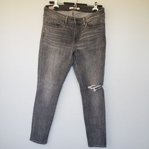 Levi's 711 Skinny